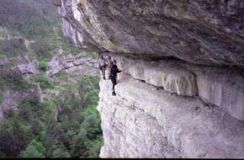 ViaFerrata_Faurie_JacquesStraessle1.jpg